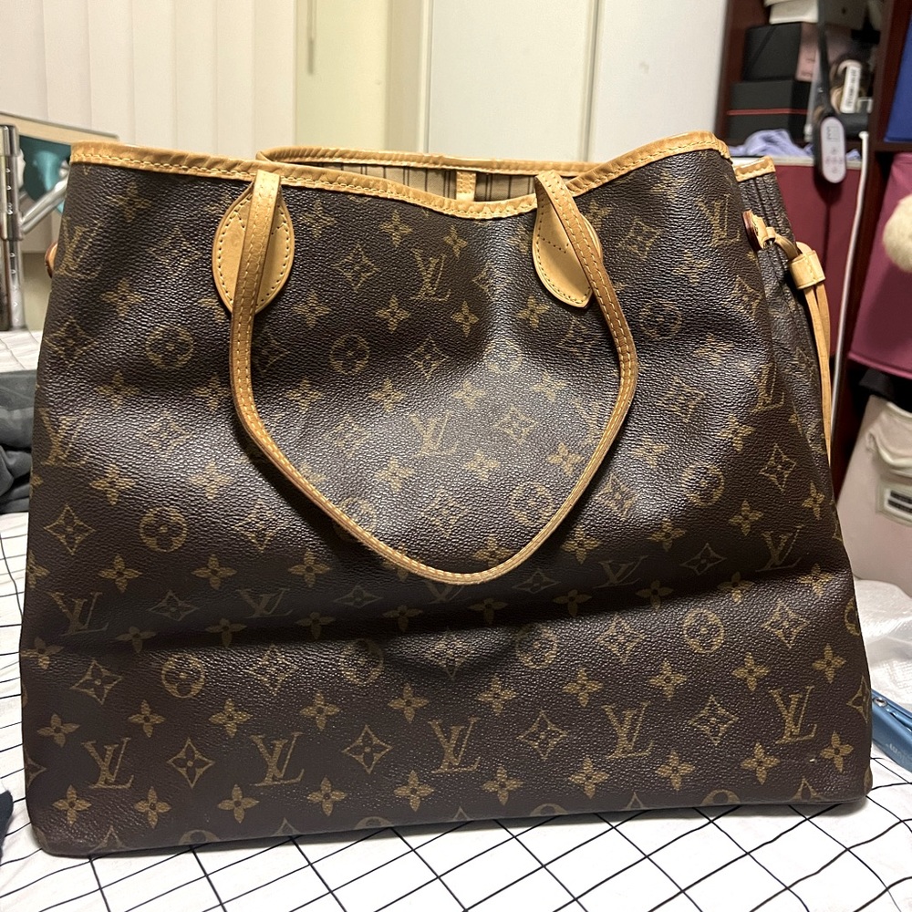 LV neverfull GM used